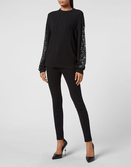 Cash Five Pullover Round Neck LS Cable Crystal Skull