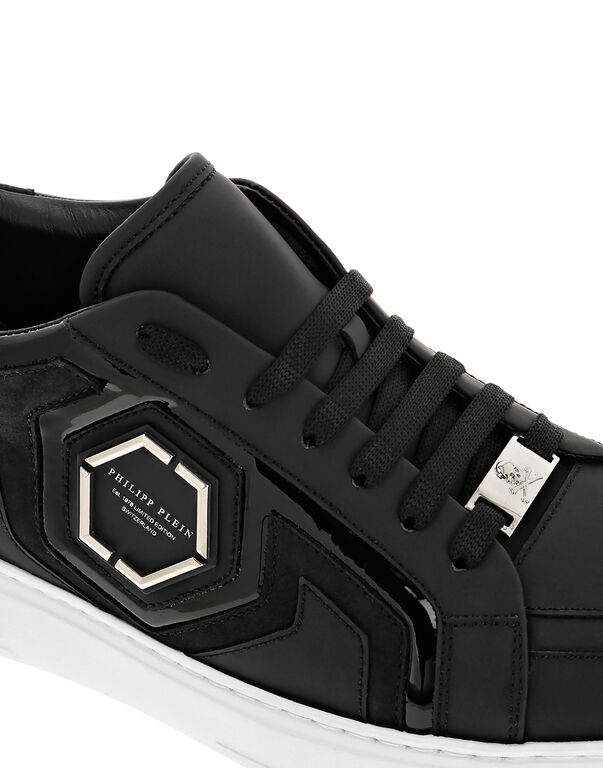 Lo-Top Sneakers Hexagon