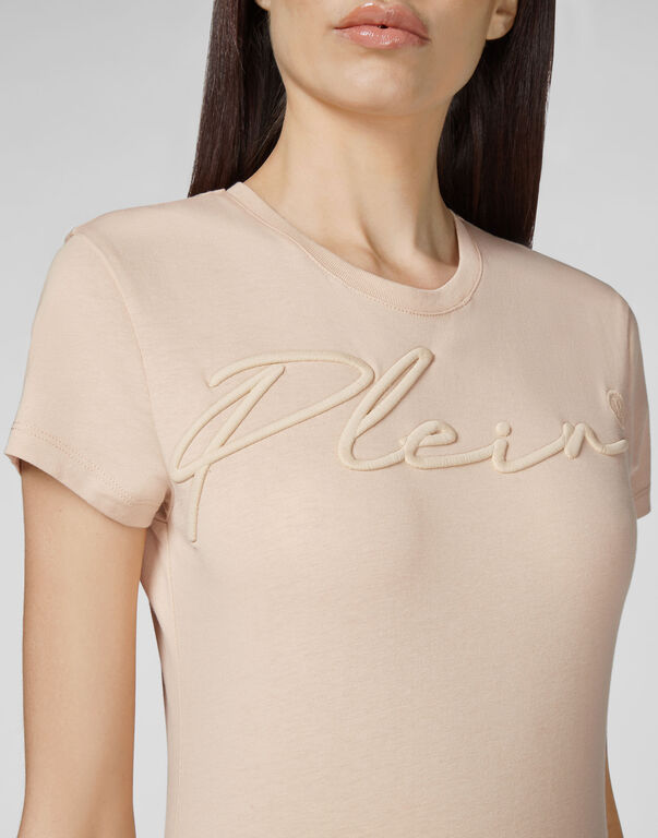 Satin T-shirt Round Neck SS Embroidery Signature