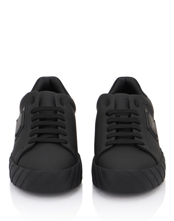 Nappa Leather Low-Top Sneakers Placca Nappa Leather Low-Top Sneakers Placca