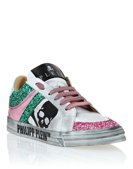 Leather Lo-Top Sneakers Skull with Crystals