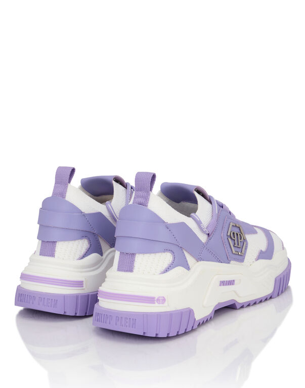 Low-Top Sneakers Predator