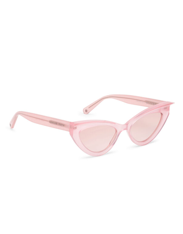 Sunglasses Statement