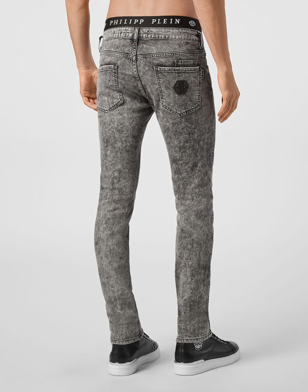 Super Straight Cut Istitutional