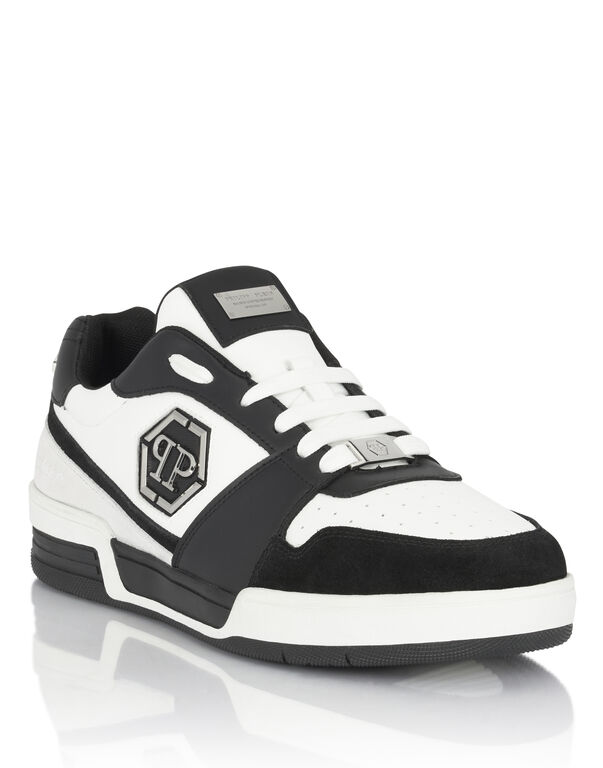 Low-Top Sneakers P-FORCE 78