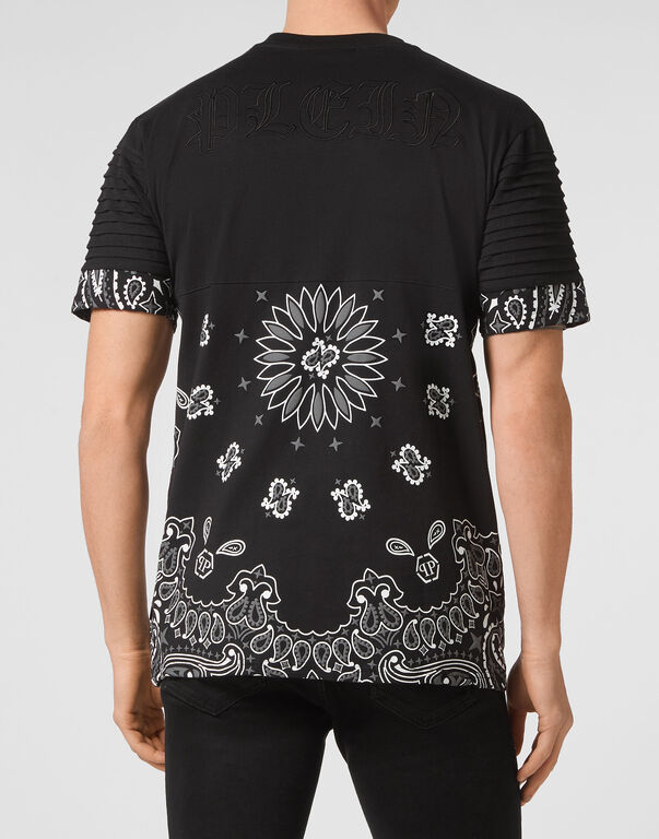 T-shirt Round Neck SS Paisley Bandana