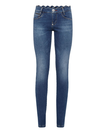 Slim Fit Statement