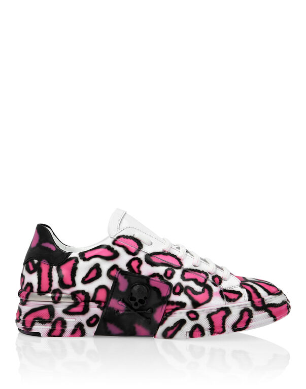 PHANTOM KICK$ Lo-Top Pink paradise Skull