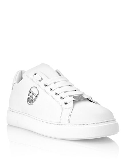 Lo-Top Sneakers Skull