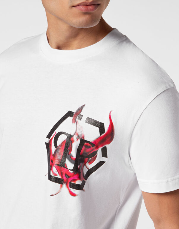 T-shirt Round Neck SS Flame Logos