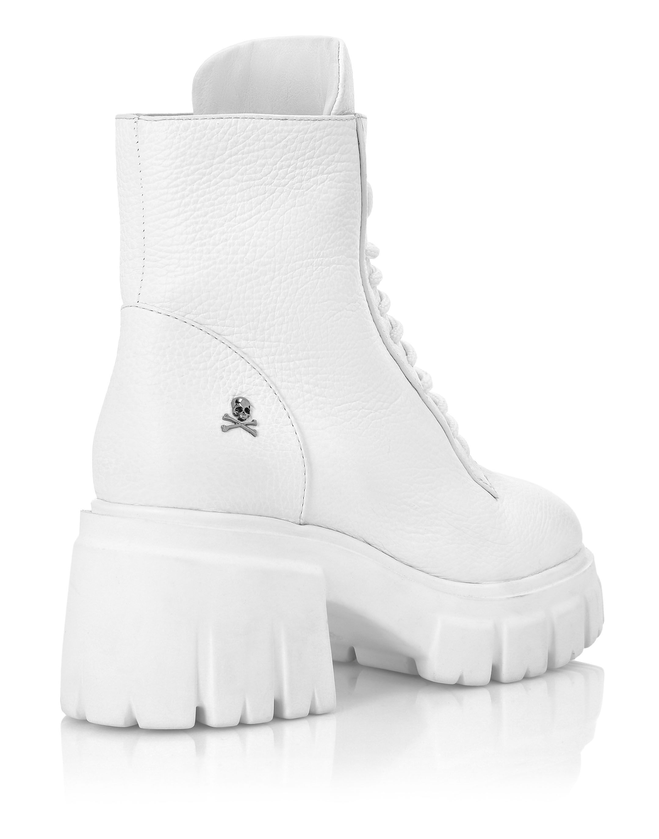 The iconic deals womens boots