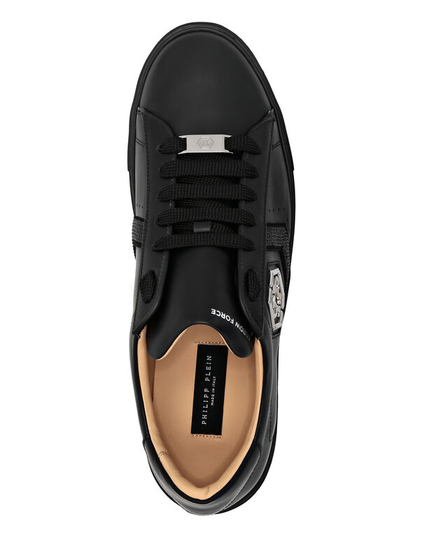 Lo-Top Leather Arrow Force Strass Sneakers