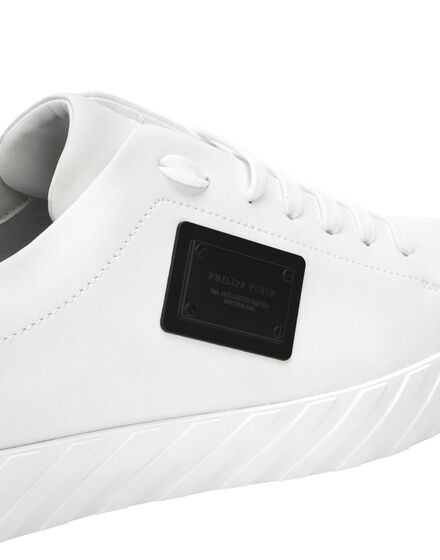 Nappa Leather Low-Top Sneakers Placca