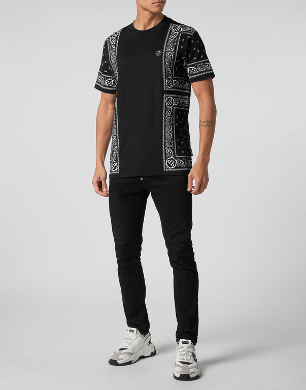 T-shirt Round Neck SS Paisley Bandana