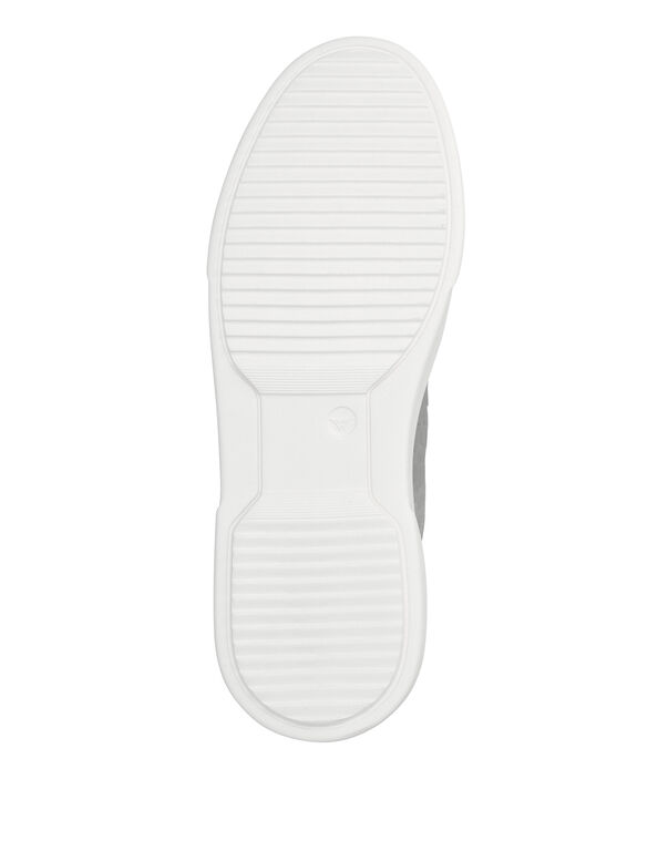 Lo-Top Sneakers