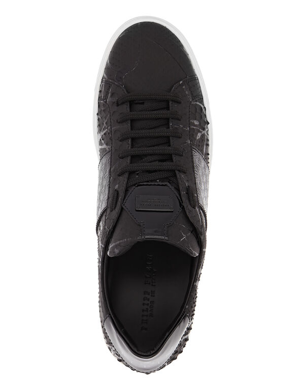 Lo-Top Sneakers "Black one"