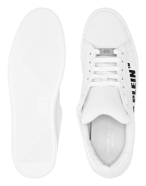 Low-Top Sneakers Carson Plein