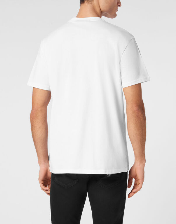 Round Neck T-Shirt Lines