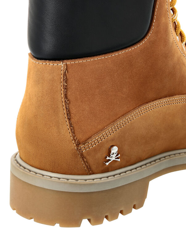 Nabuk Low Flat Boots