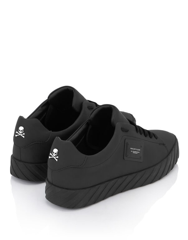 Nappa Leather Low-Top Sneakers Placca