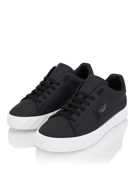 Nappa Leather Low-Top Sneakers Placca