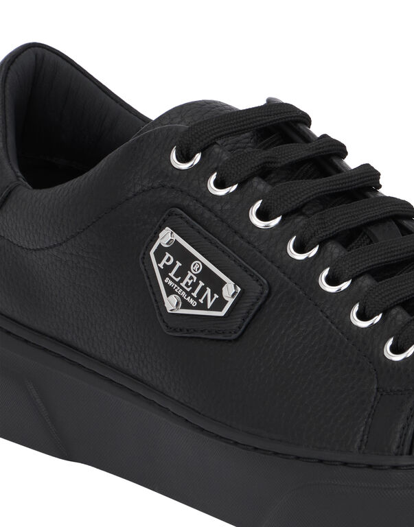 Leather Lo-Top Sneakers Iconic Plein