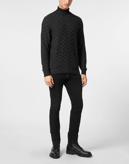 Wool Silk Turtle Neck Long-Sleeve Monogram Wool Silk Turtle Neck Long-Sleeve Monogram