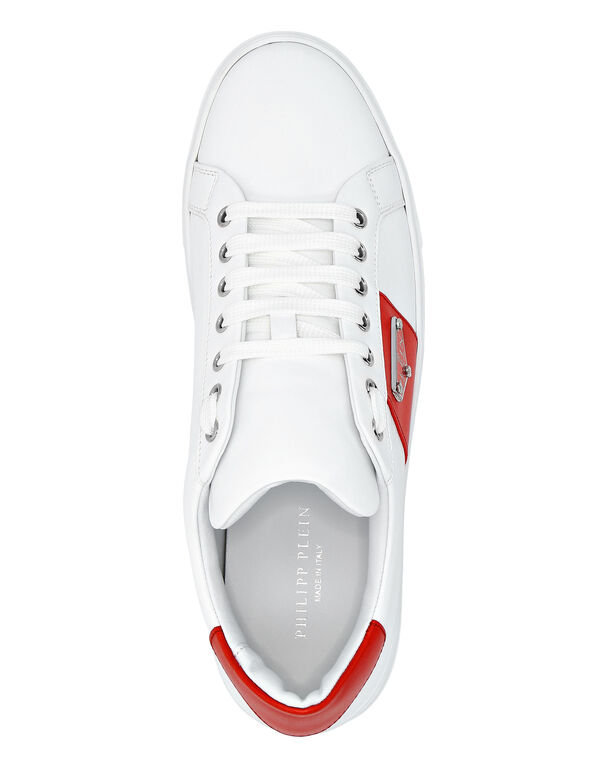 Lo-Top Sneakers Triangle Plein