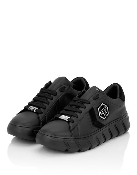 Low-Top Sneakers Hexagon Force