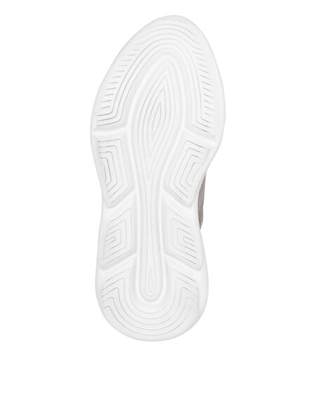 Velvet Runner