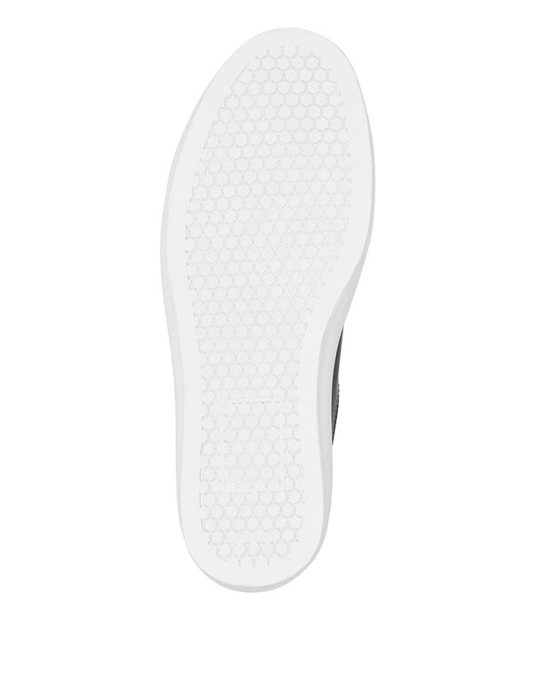 Nappa Leather Lo-Top Sneakers Signature