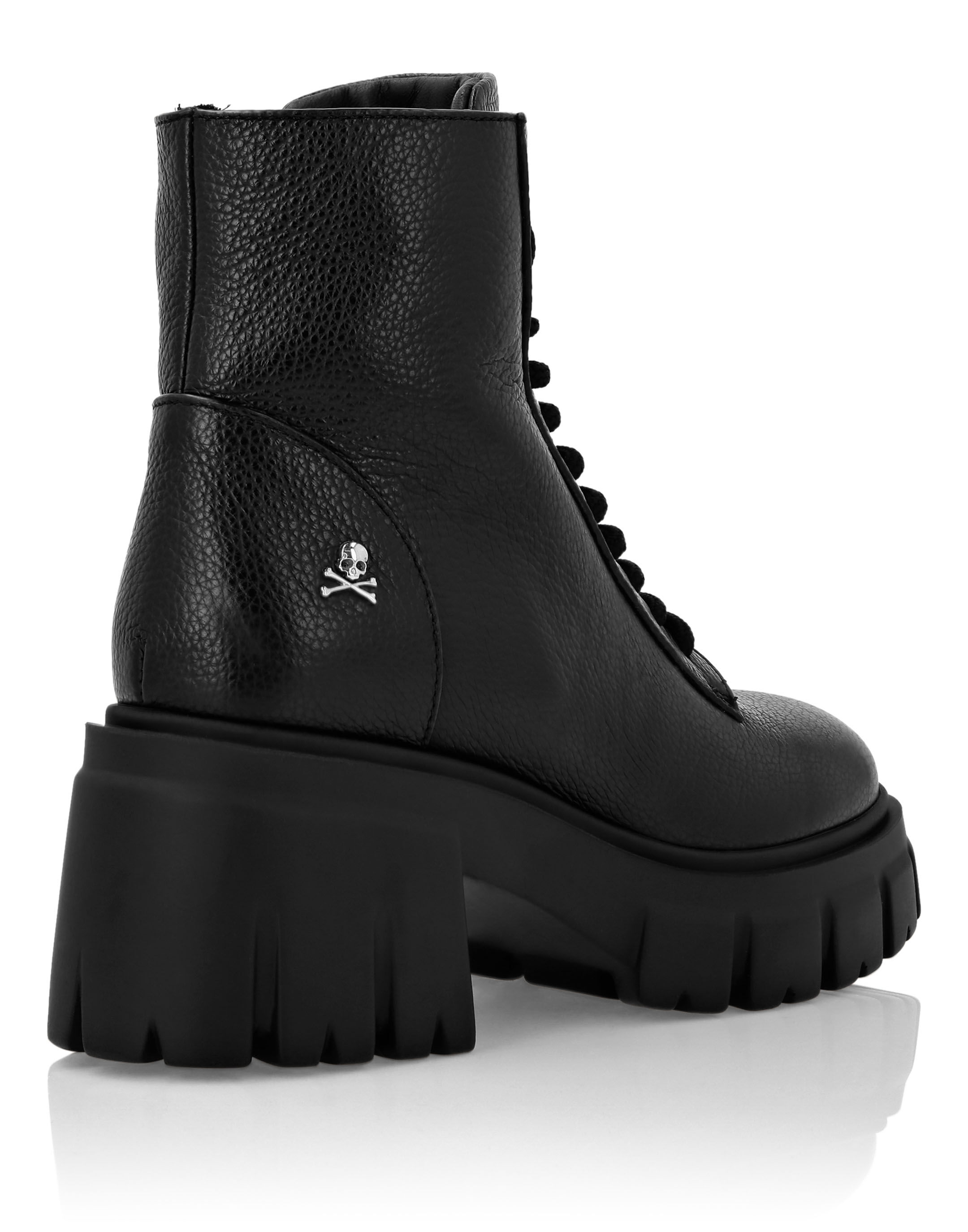 Iconic ankle boots discount