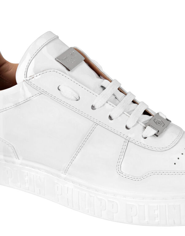 Patent Leather Lo-Top Sneakers King Power