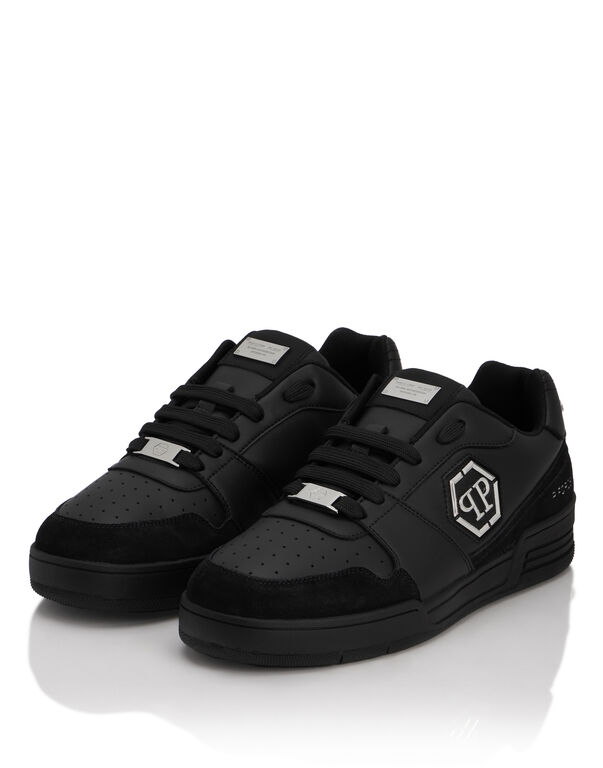 Low-Top Sneakers P-FORCE 78