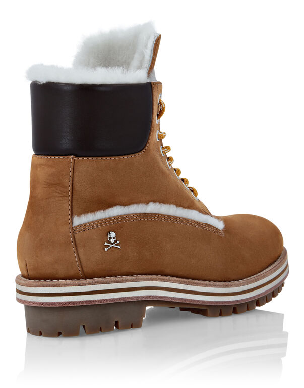 Nabuk Boots with shearling inside The Hunter