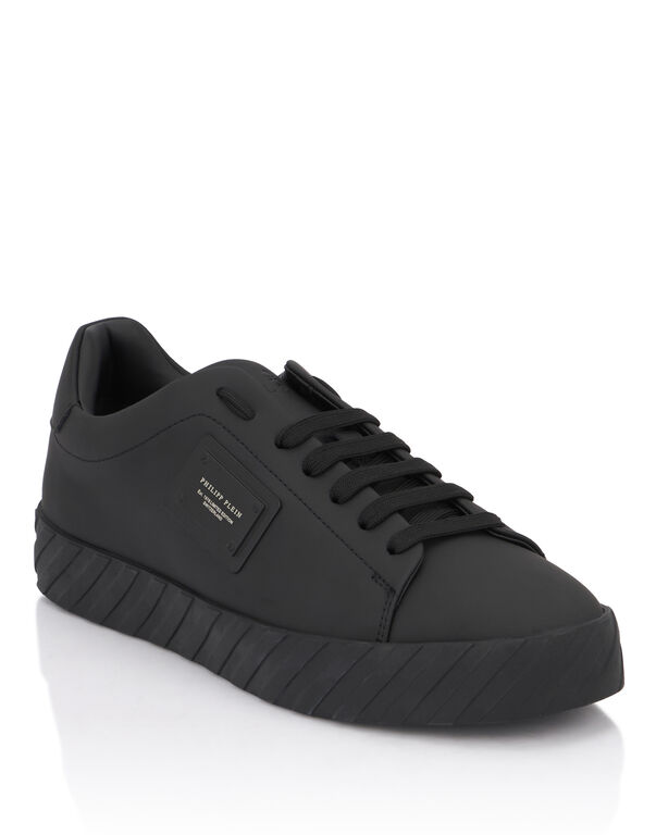 Nappa Leather Low-Top Sneakers Placca Nappa Leather Low-Top Sneakers Placca