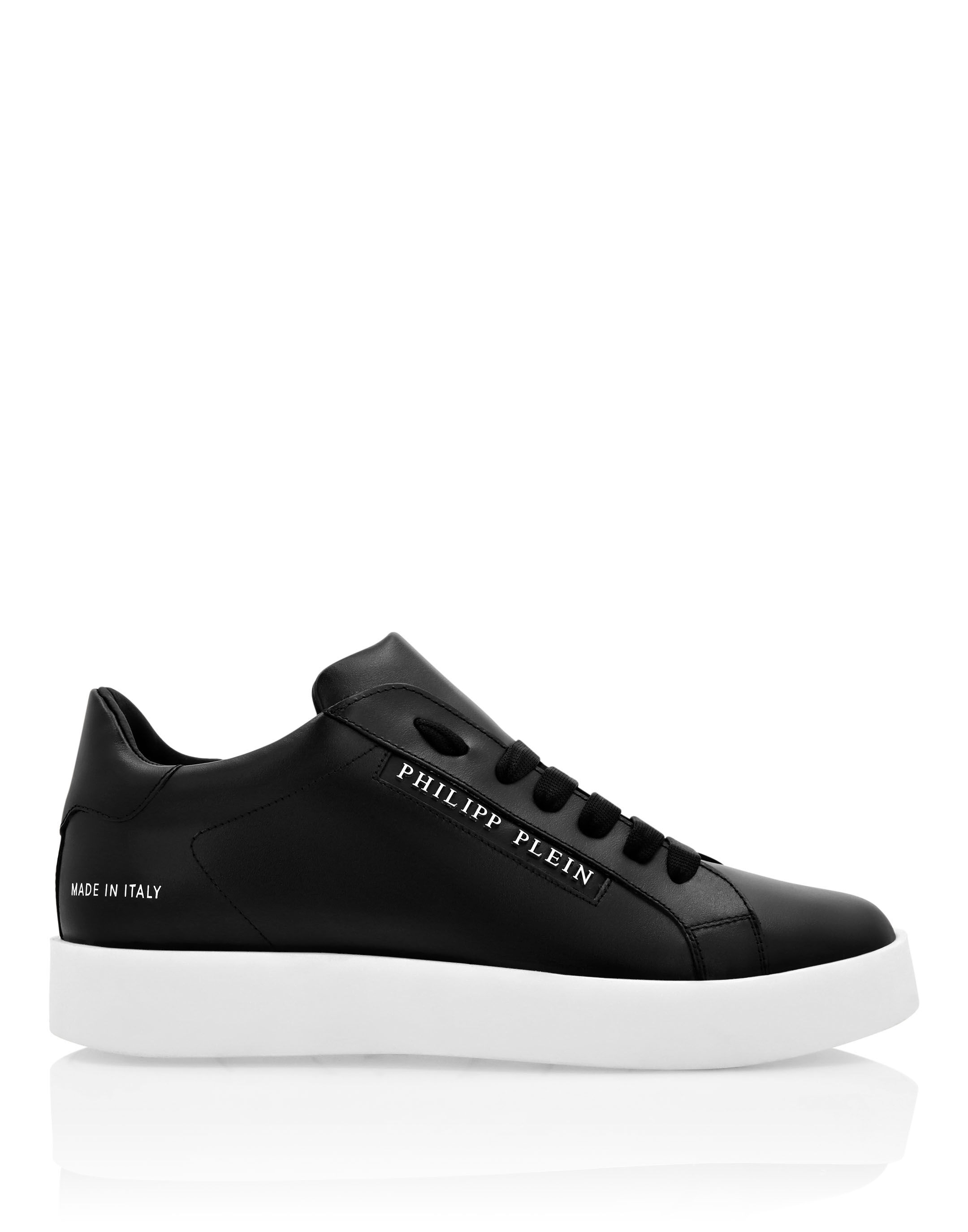 Sneakers plein store