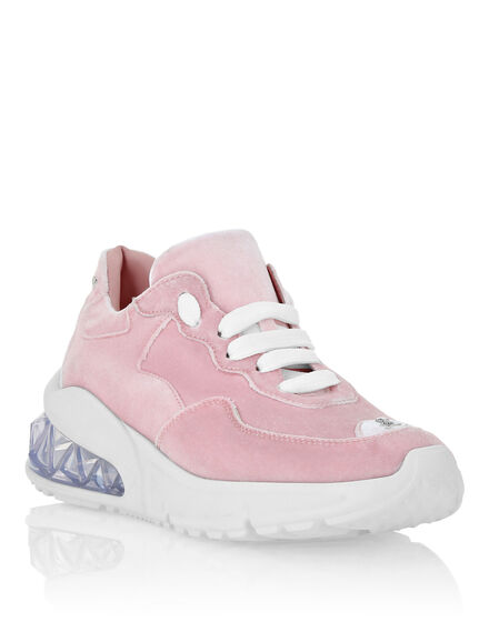 Velvet Runner