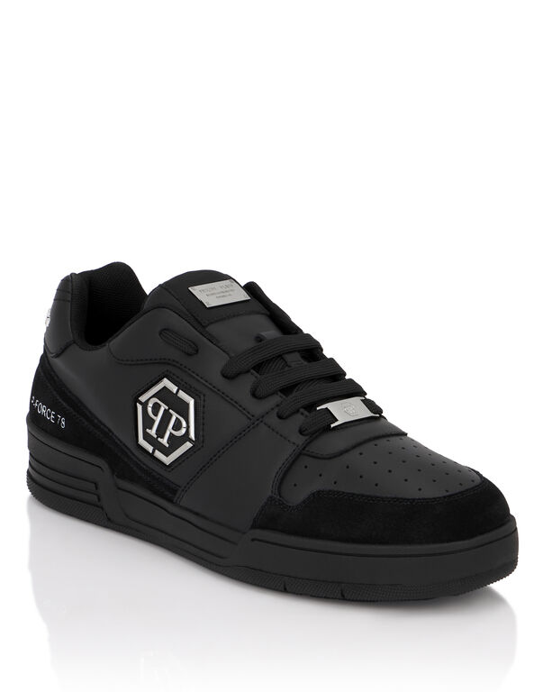 Low-Top Sneakers P-FORCE 78