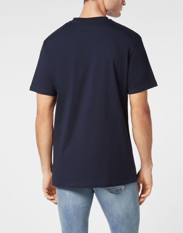 Round Neck T-Shirt Lines