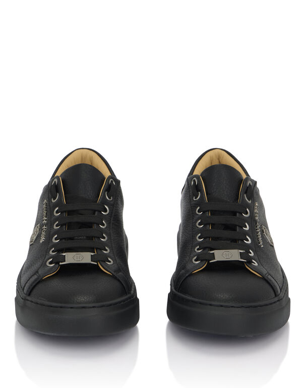 Leather Lo-Top Sneakers Hexagon