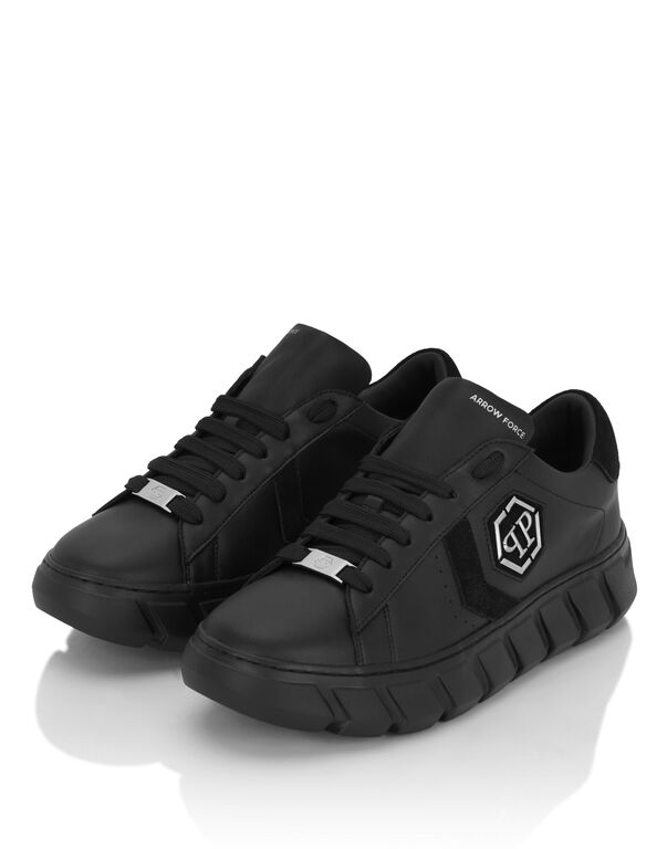 Low-Top Sneakers Hexagon Force
