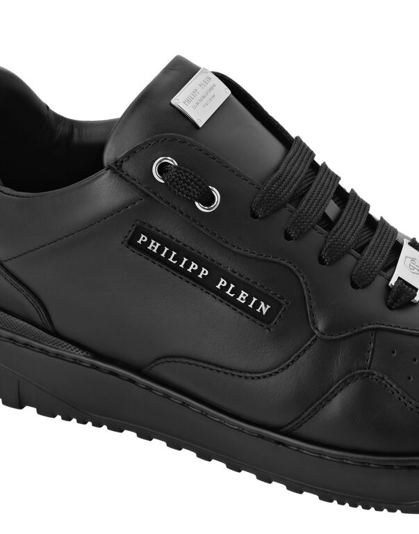 Nappa Leather Low Top Sneakers Lettering