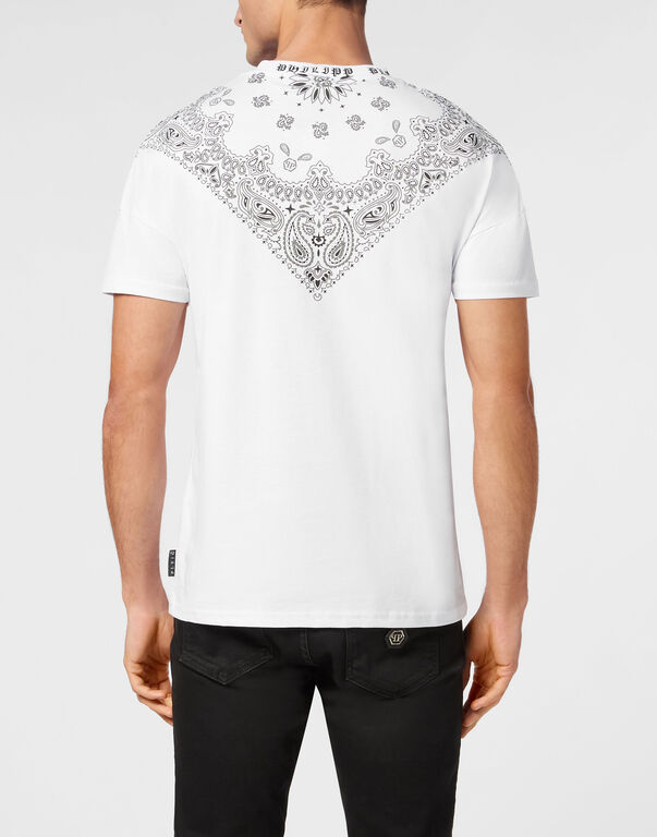 Round Neck T-Shirt Paisley Bandana