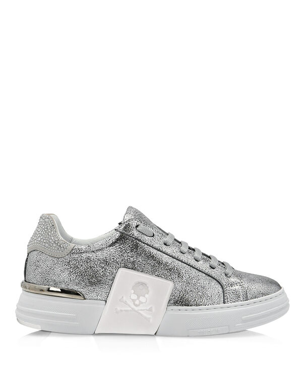 Lo-Top Sneakers Skull