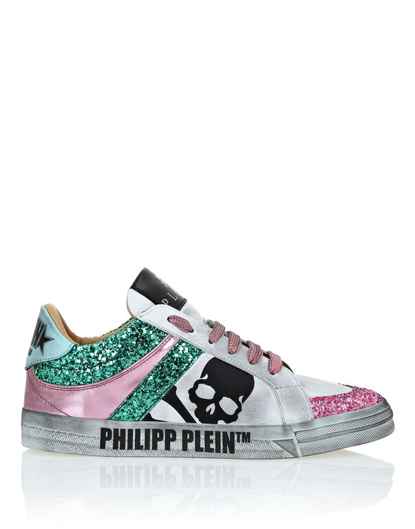 Leather Lo-Top Sneakers Skull with Crystals