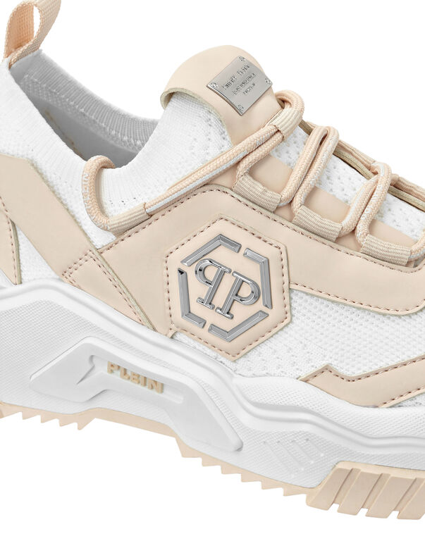Low-Top Sneakers Predator