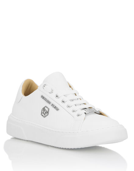 Leather Lo-Top Sneakers Hexagon