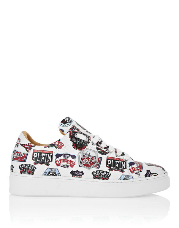 Low-Top Sneakers Carson Patches