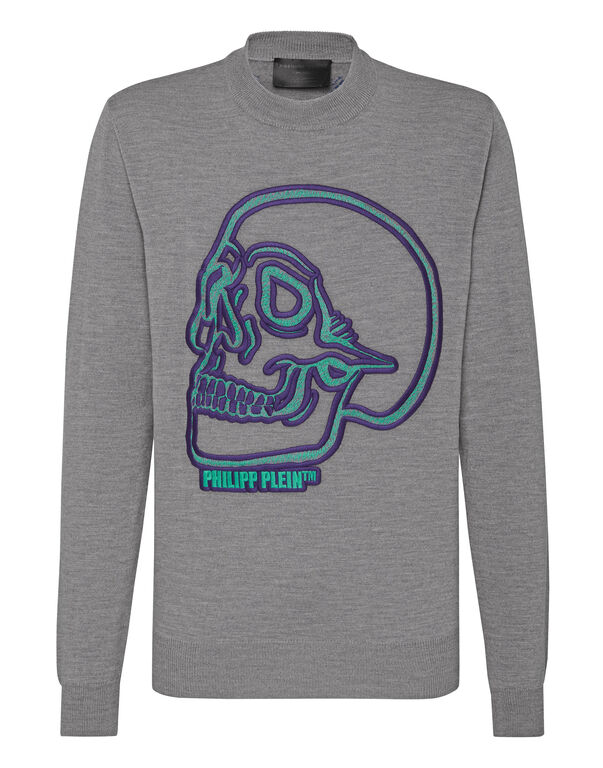 Pullover Round Neck LS  Outline Skull